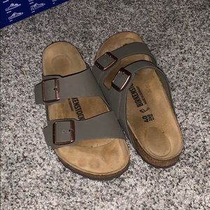 Arizona Birkenstocks size 40 / 10 women’s